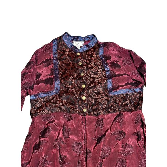 Vintage Split Hem Button Down Blouse - Picture 2 of 6